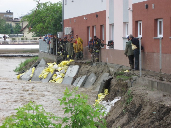 Z kwadransu na kwadrans zostaje coraz mniej przestrzeni do poruszania siê.